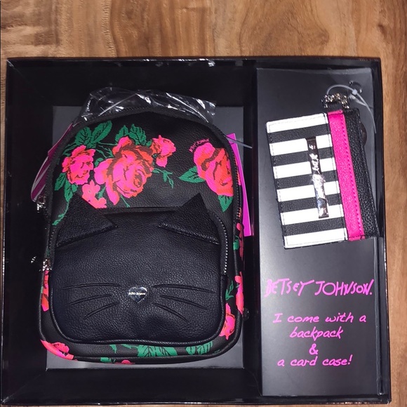 betsey johnson gift set